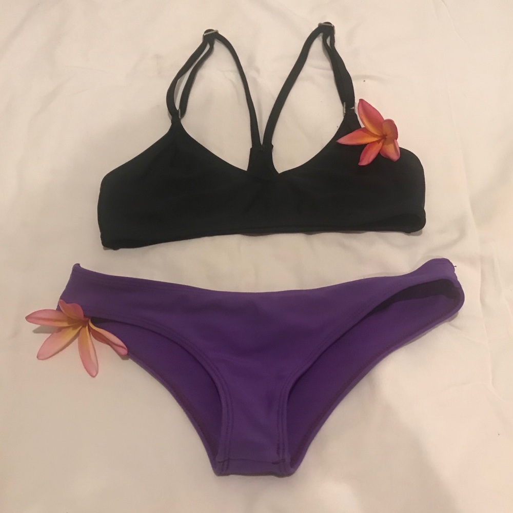 pakaloha bikini set